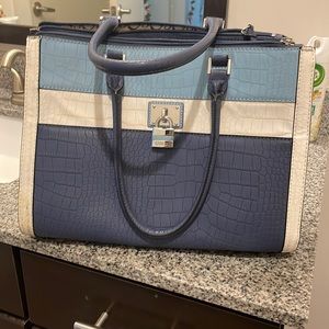Guess bag